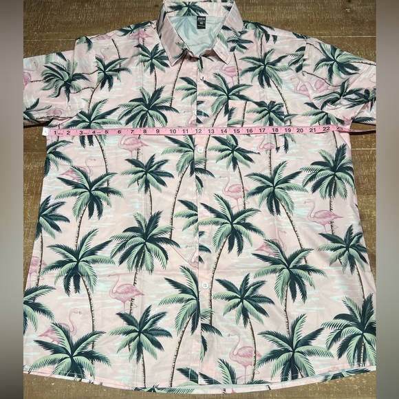 Men’s Flamingo & Tree Print Hawaiian Shirt - Picture 11 of 12